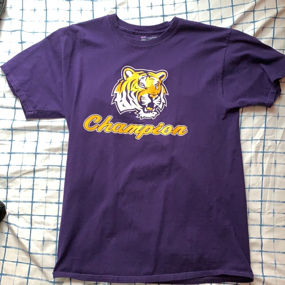 Medium LSU Tigers Shirt
